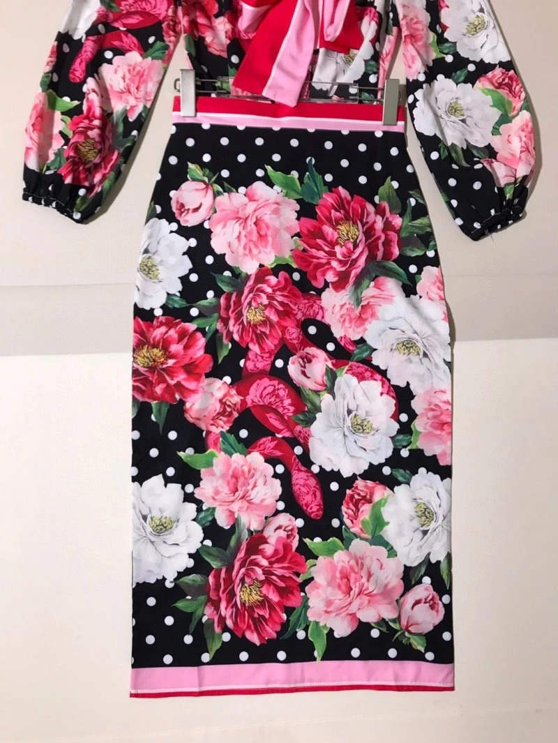 Dolce Gabbana Dress Suits Snug 119242