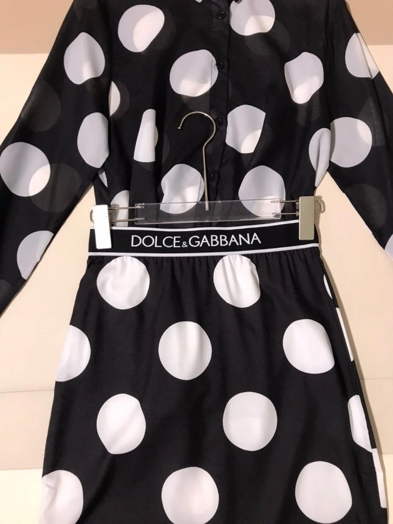 Durable Dolce Gabbana Dress Suits 119248
