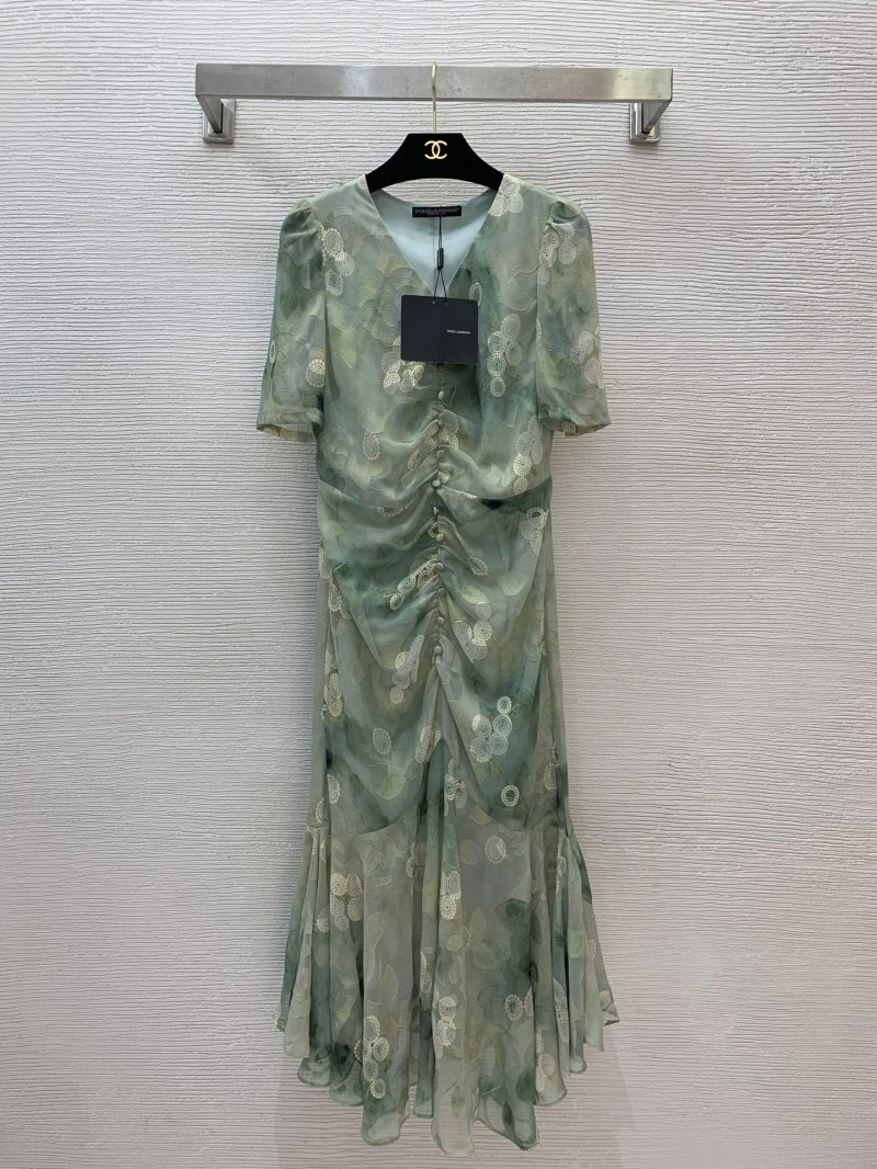 Sleek Dolce Gabbana Dress 119153