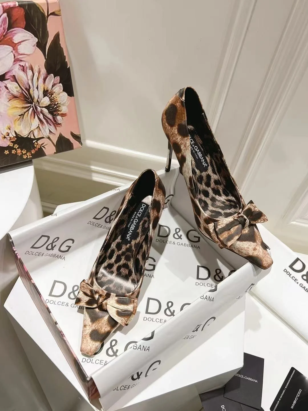 Dolce Gabbana Heeled Shoes Flexible 22997