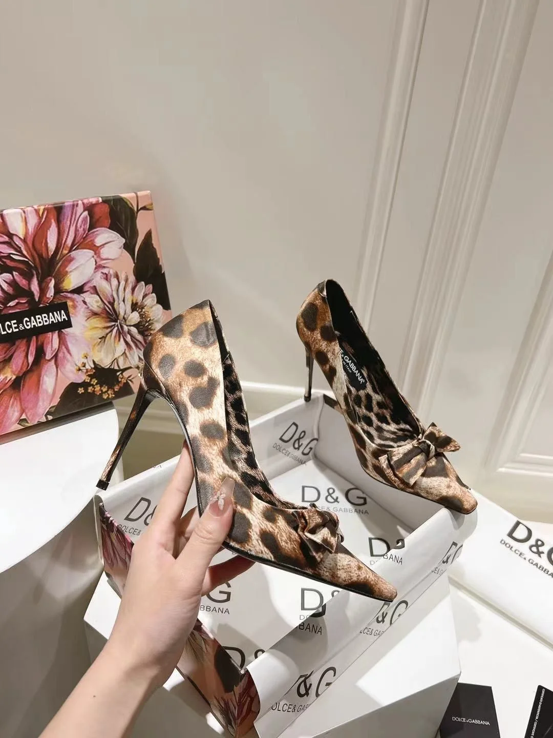 Dolce Gabbana Heeled Shoes Flexible 22997