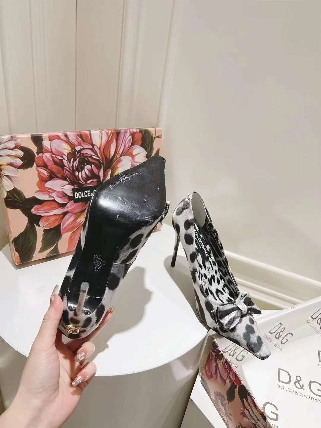 Dolce Gabbana Heeled Shoes Timeless 23000
