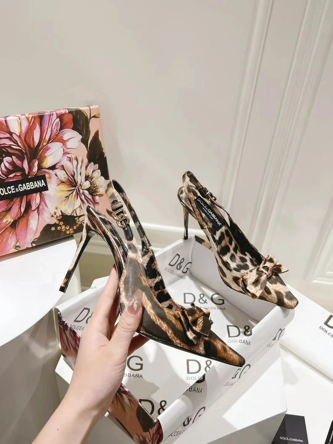 Dolce Gabbana Heeled Shoes Thermal 23002