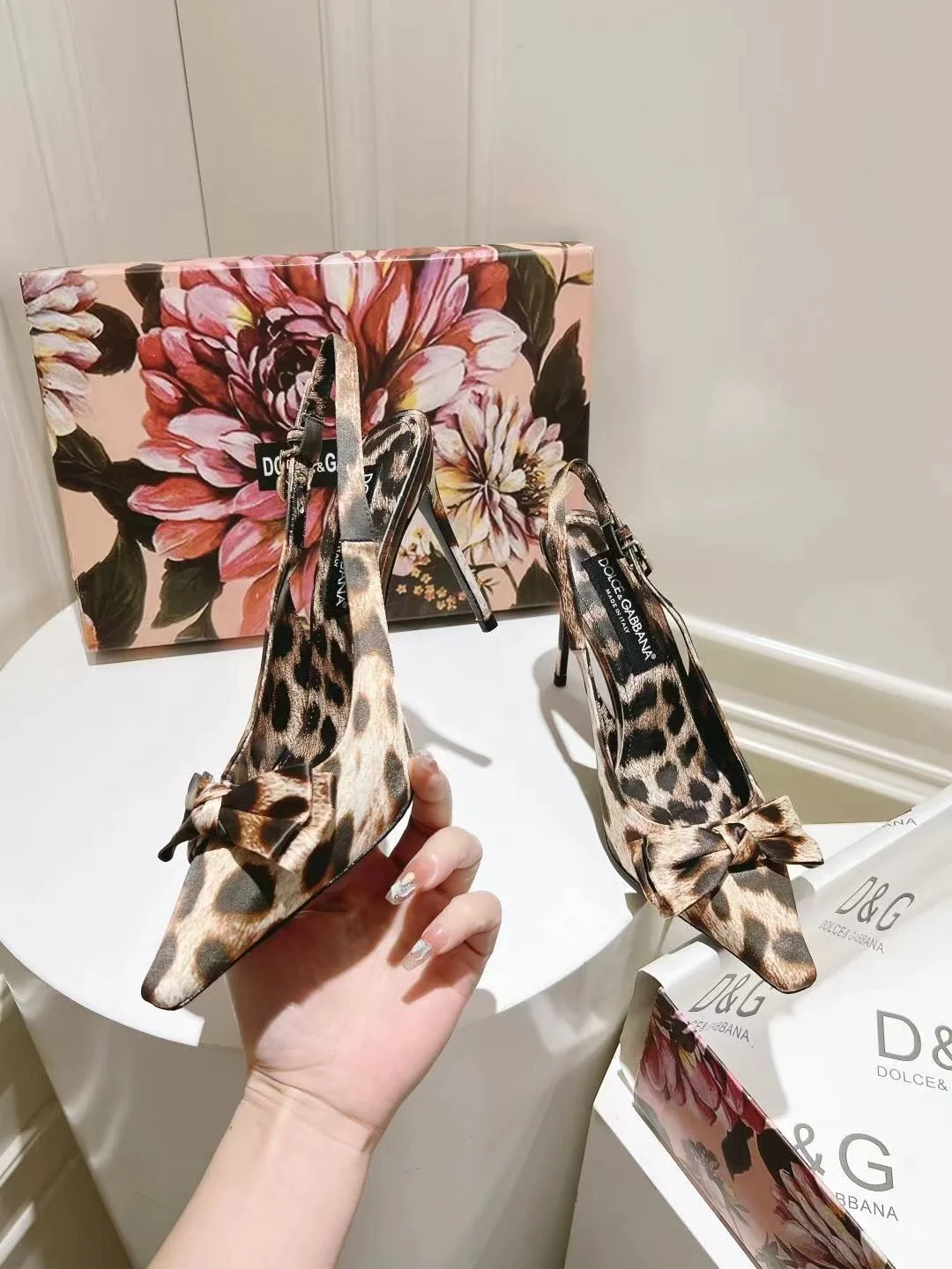 Dolce Gabbana Heeled Shoes Thermal 23002
