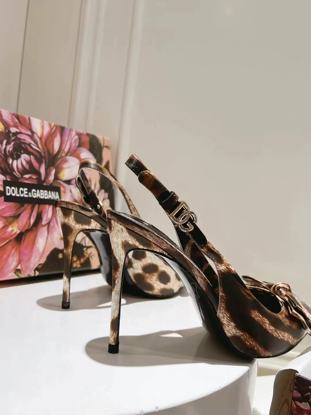 Dolce Gabbana Heeled Shoes Thermal 23002