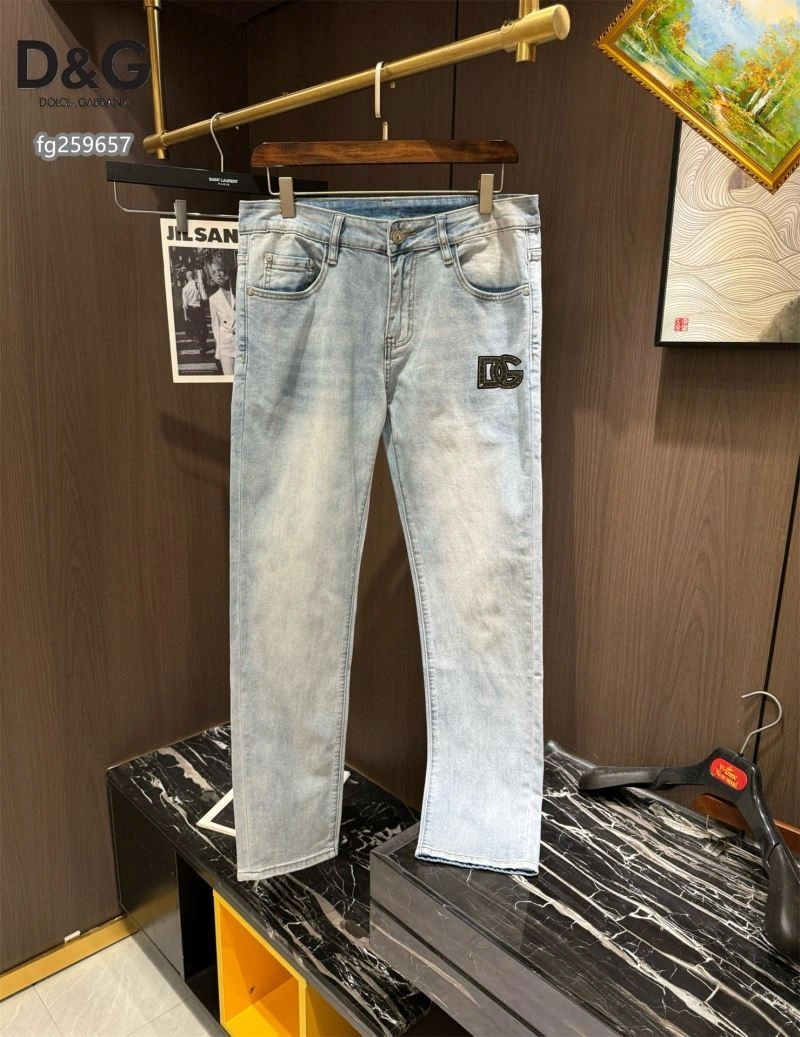 Fashionable Dolce Gabbana Jeans 120191