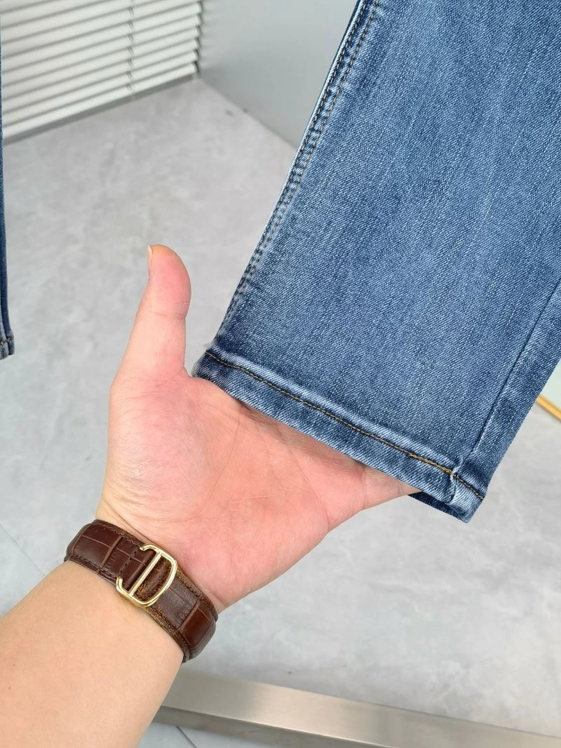 ModernLook Dolce Gabbana Jeans 120122