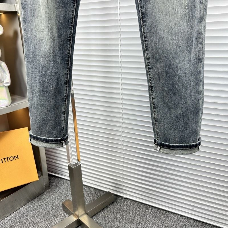 TravelReady Dolce Gabbana Jeans 119816