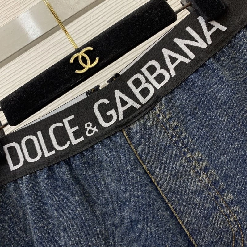 WellDesigned Dolce Gabbana Jeans 119221