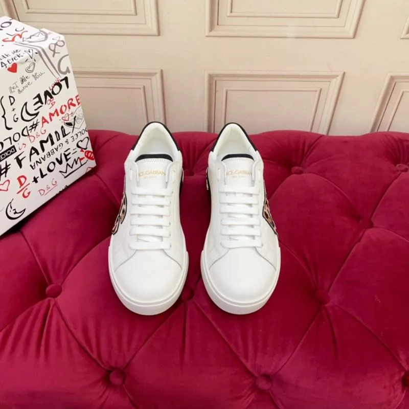 Snug Dolce Gabbana Low Shoes 22870