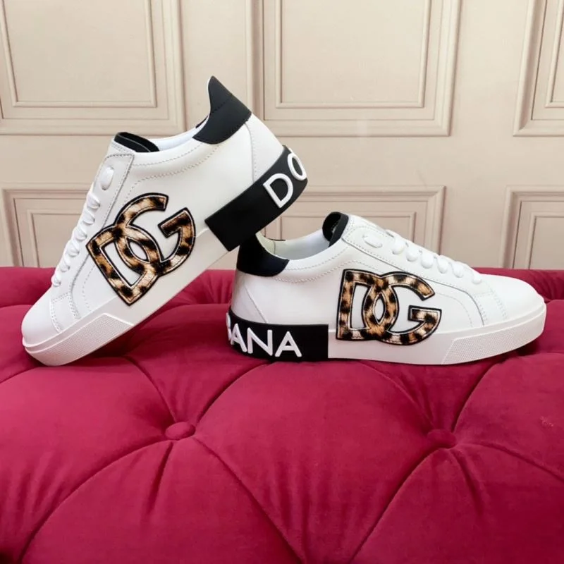 Snug Dolce Gabbana Low Shoes 22870