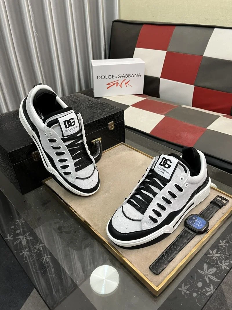 Dolce Gabbana Low Shoes EasyMatch 22859