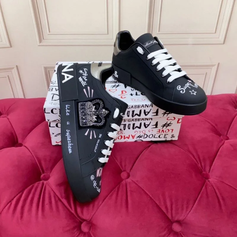 Dolce Gabbana Low Shoes Versatile 22831
