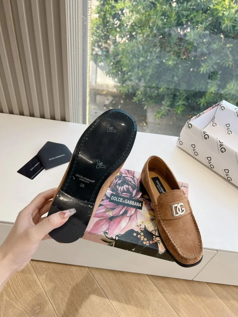 Dolce Gabbana Low Shoes Sophisticated 23059
