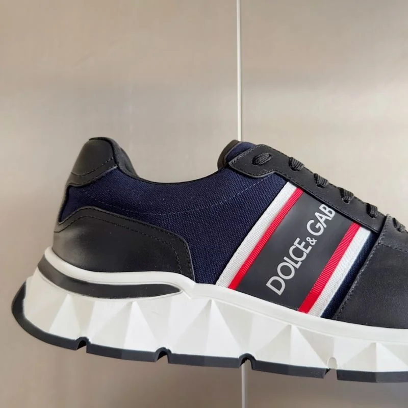 Resilient Dolce Gabbana Low Shoes 23031