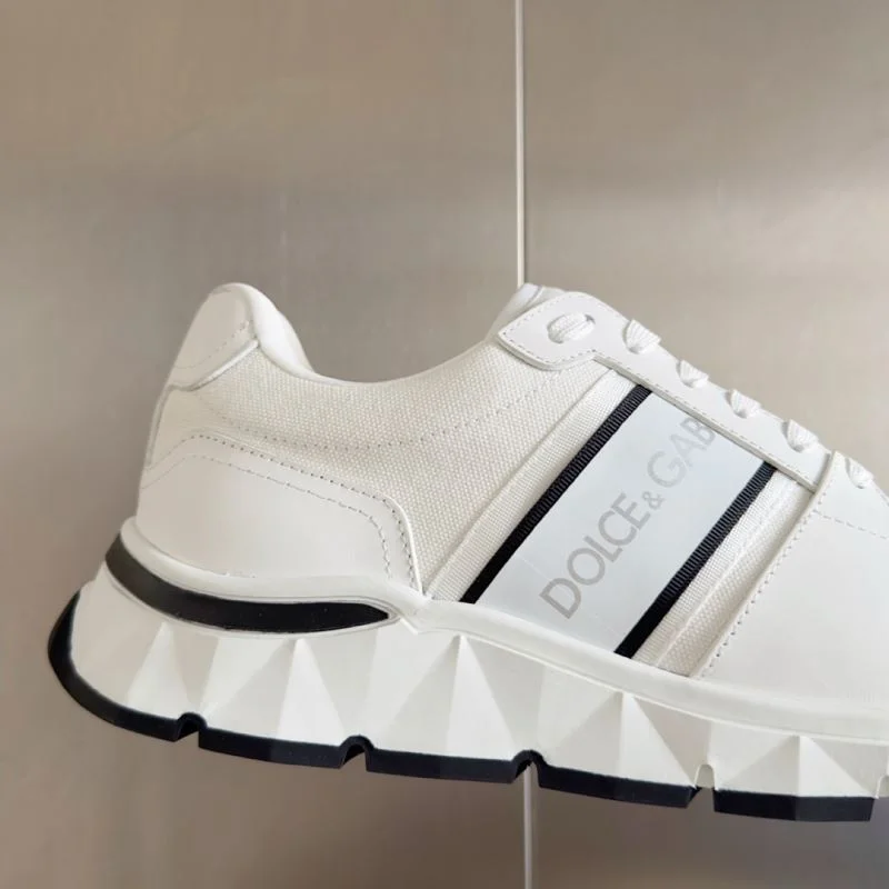 Dolce Gabbana Low Shoes Effortless 23061