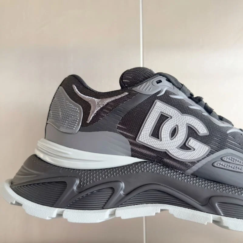 Premium Dolce Gabbana Low Shoes 23057