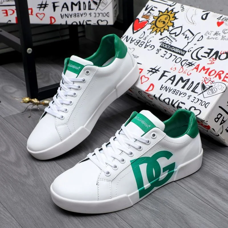 Elegant Dolce Gabbana Low Shoes 23168
