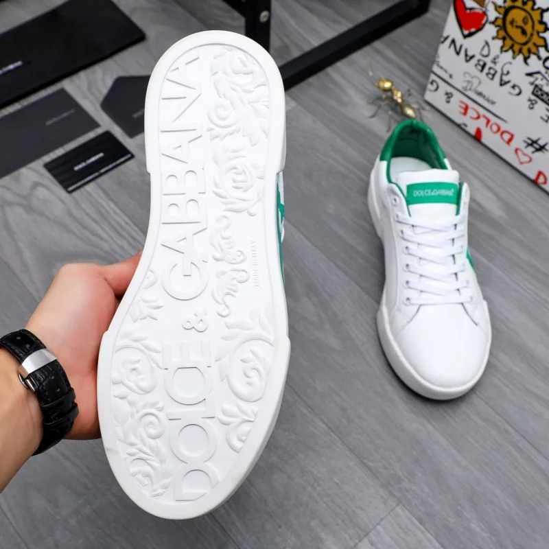 Elegant Dolce Gabbana Low Shoes 23168