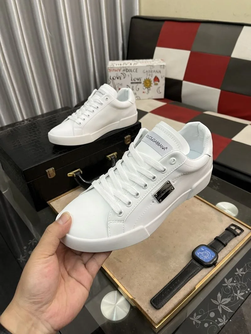 Dolce Gabbana Low Shoes GoodFit 23131