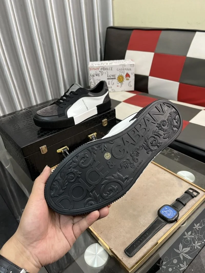 Dolce Gabbana Low Shoes Contemporary 23135