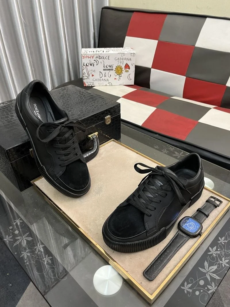 Dolce Gabbana Low Shoes Practical 23134