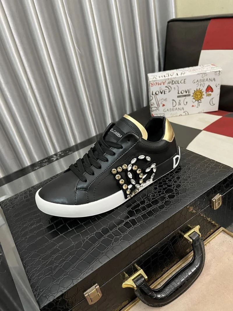Dolce Gabbana Low Shoes Elegant 23126
