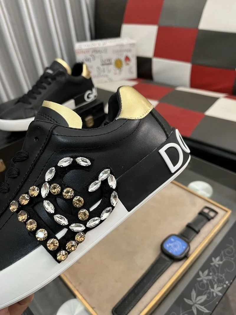 Dolce Gabbana Low Shoes Elegant 23126