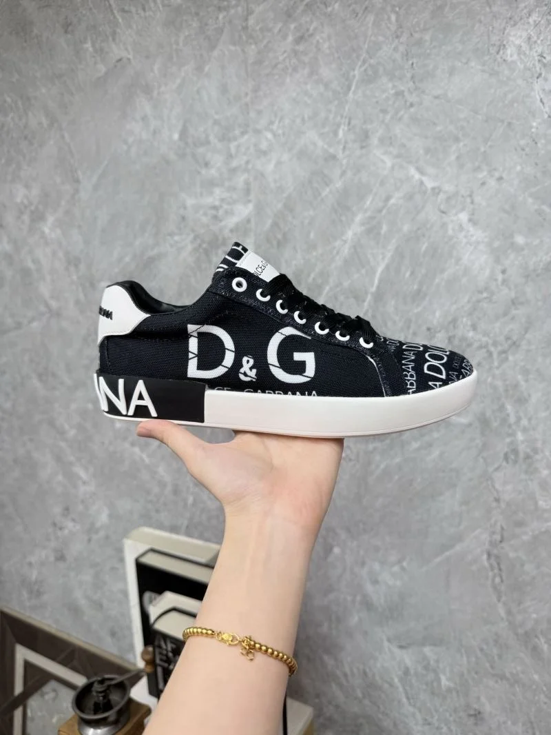 Dolce Gabbana Low Shoes Reliable 23115