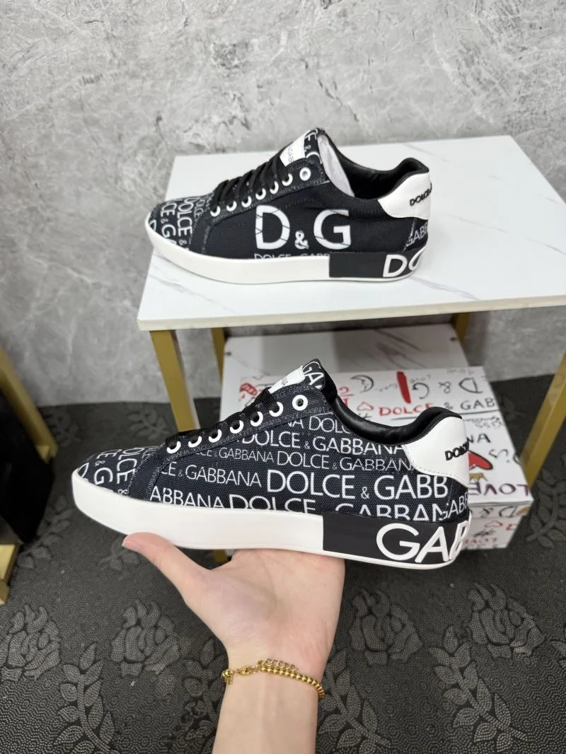 Dolce Gabbana Low Shoes Reliable 23115