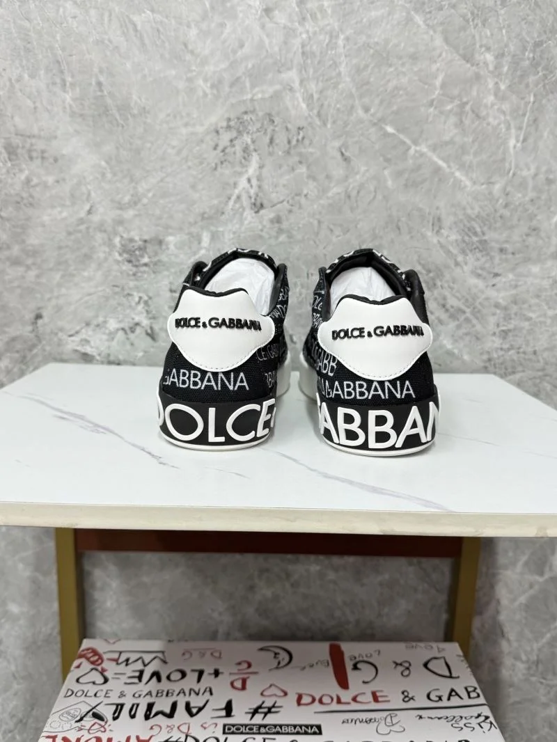 Dolce Gabbana Low Shoes Reliable 23115