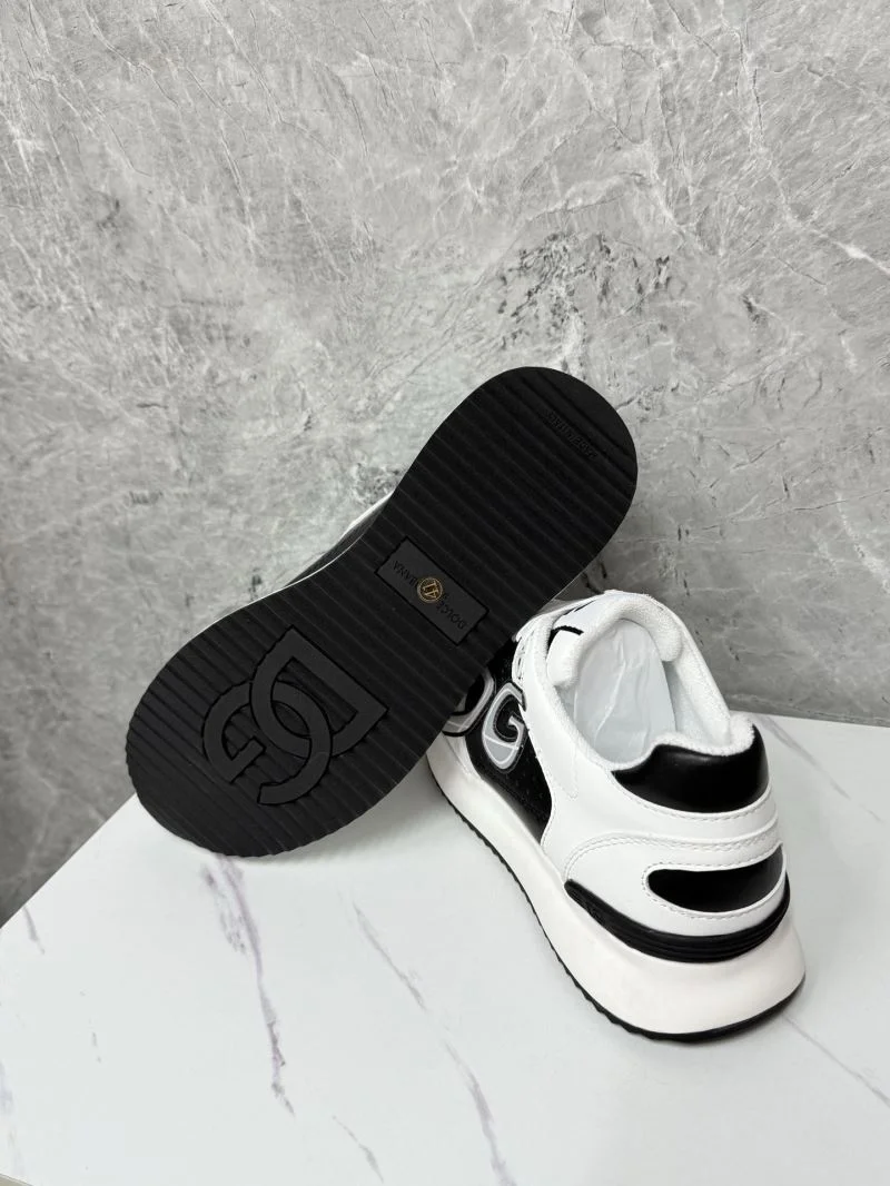 Dolce Gabbana Low Shoes Modern 23111
