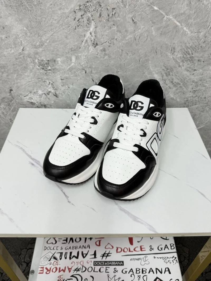 Dolce Gabbana Low Shoes SoftTouch 23112