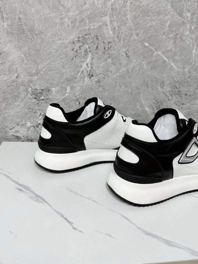 Dolce Gabbana Low Shoes SoftTouch 23112