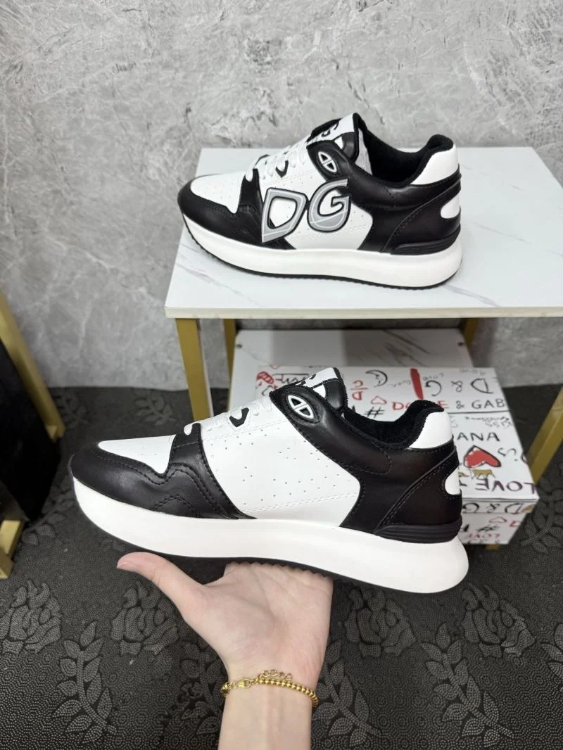 Dolce Gabbana Low Shoes SoftTouch 23112