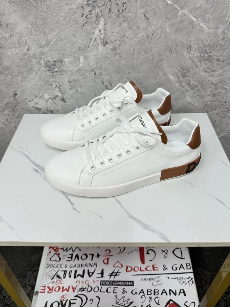 Versatile Dolce Gabbana Low Shoes 23105