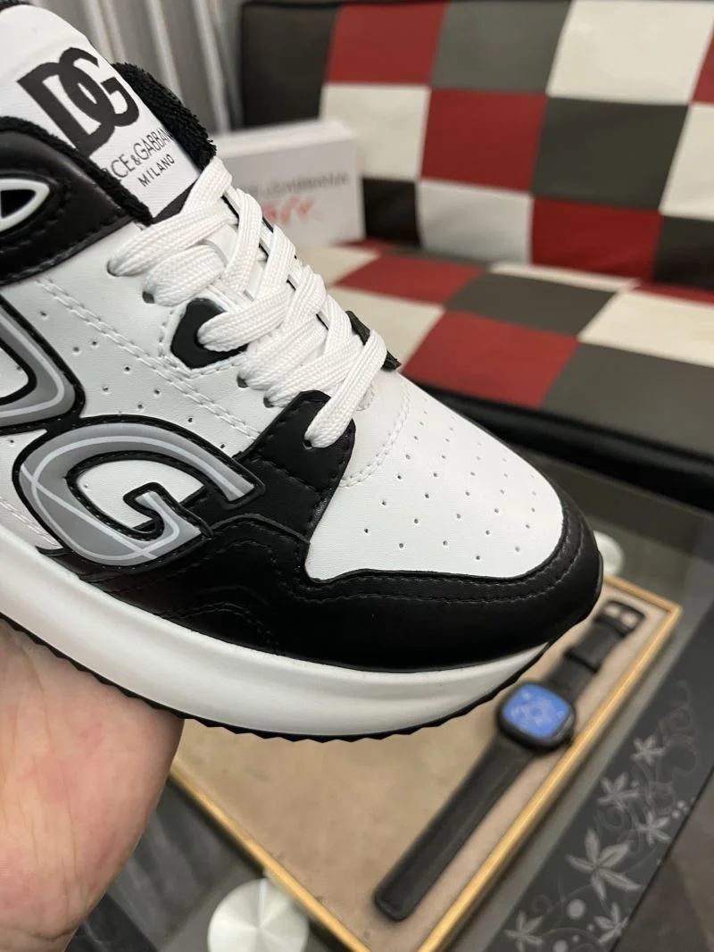 Durable Dolce Gabbana Low Shoes 23094