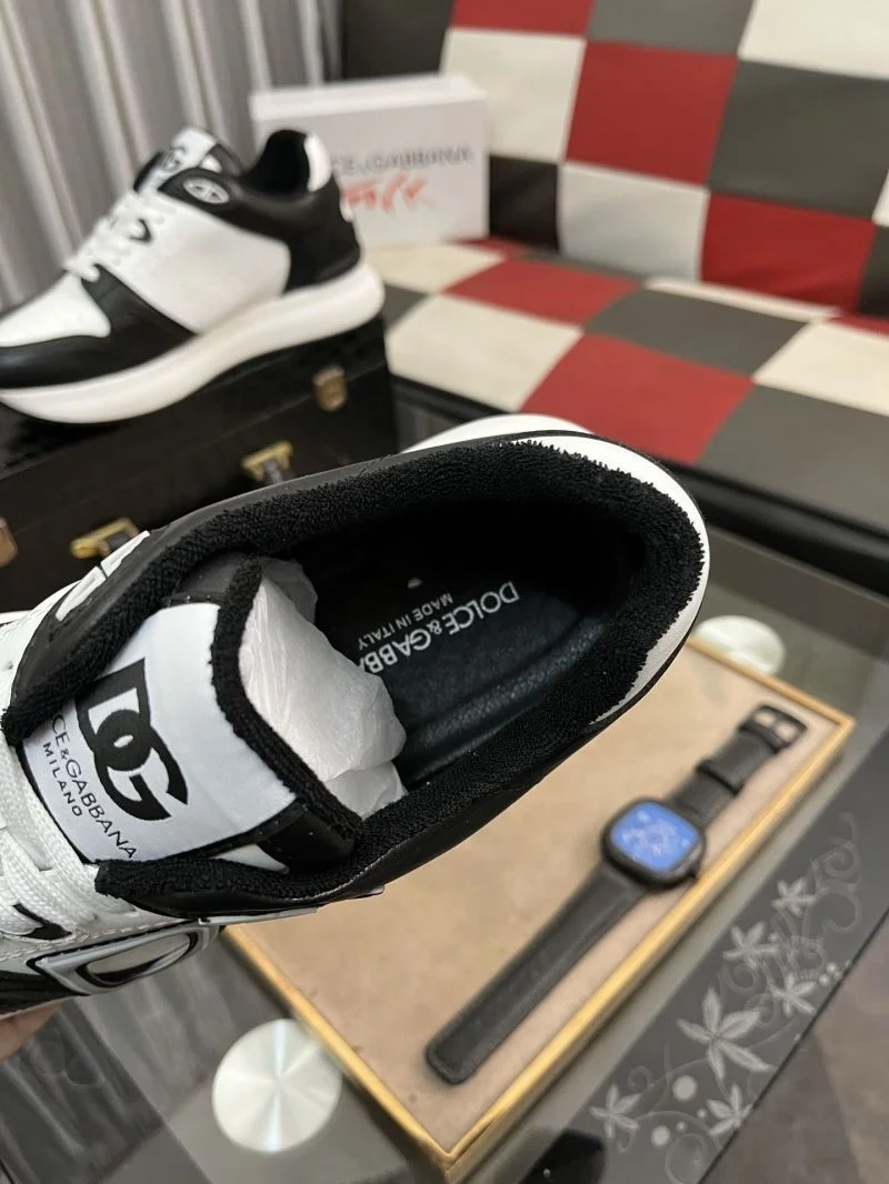 Durable Dolce Gabbana Low Shoes 23094