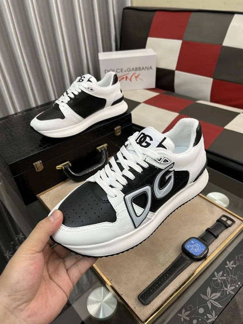 Versatile Dolce Gabbana Low Shoes 23095