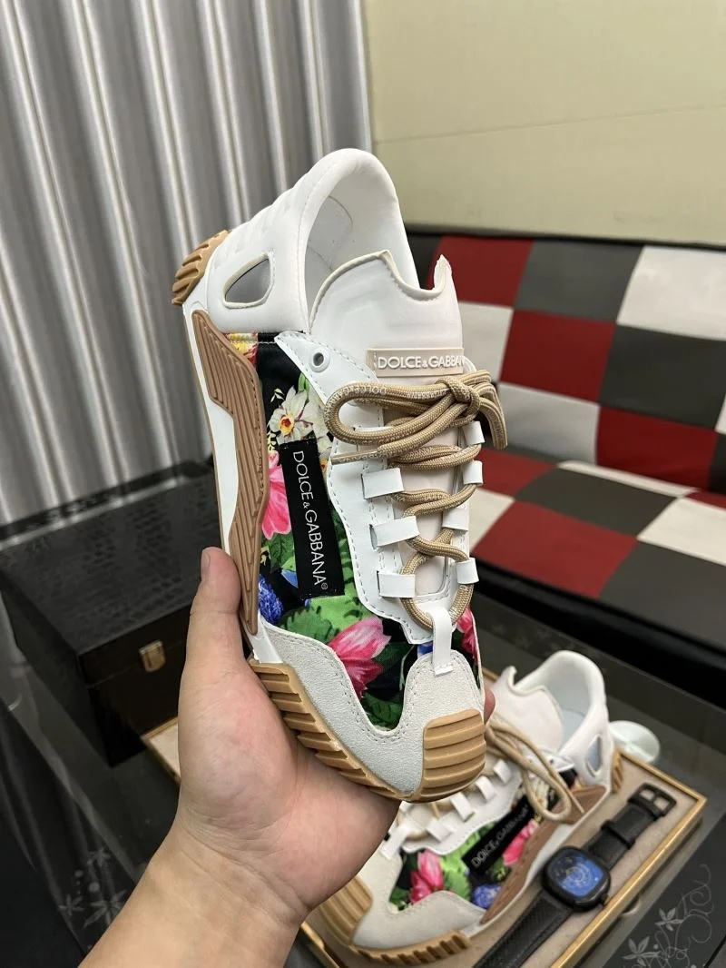 Dolce Gabbana Low Shoes FashionForward 23092