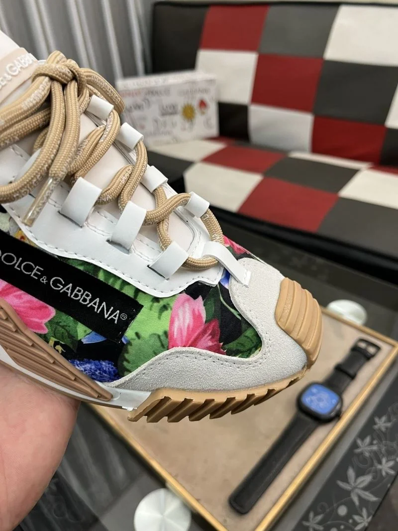 Dolce Gabbana Low Shoes FashionForward 23092