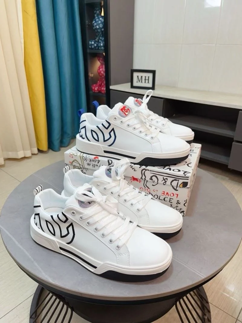 Snug Dolce Gabbana Low Shoes 23088