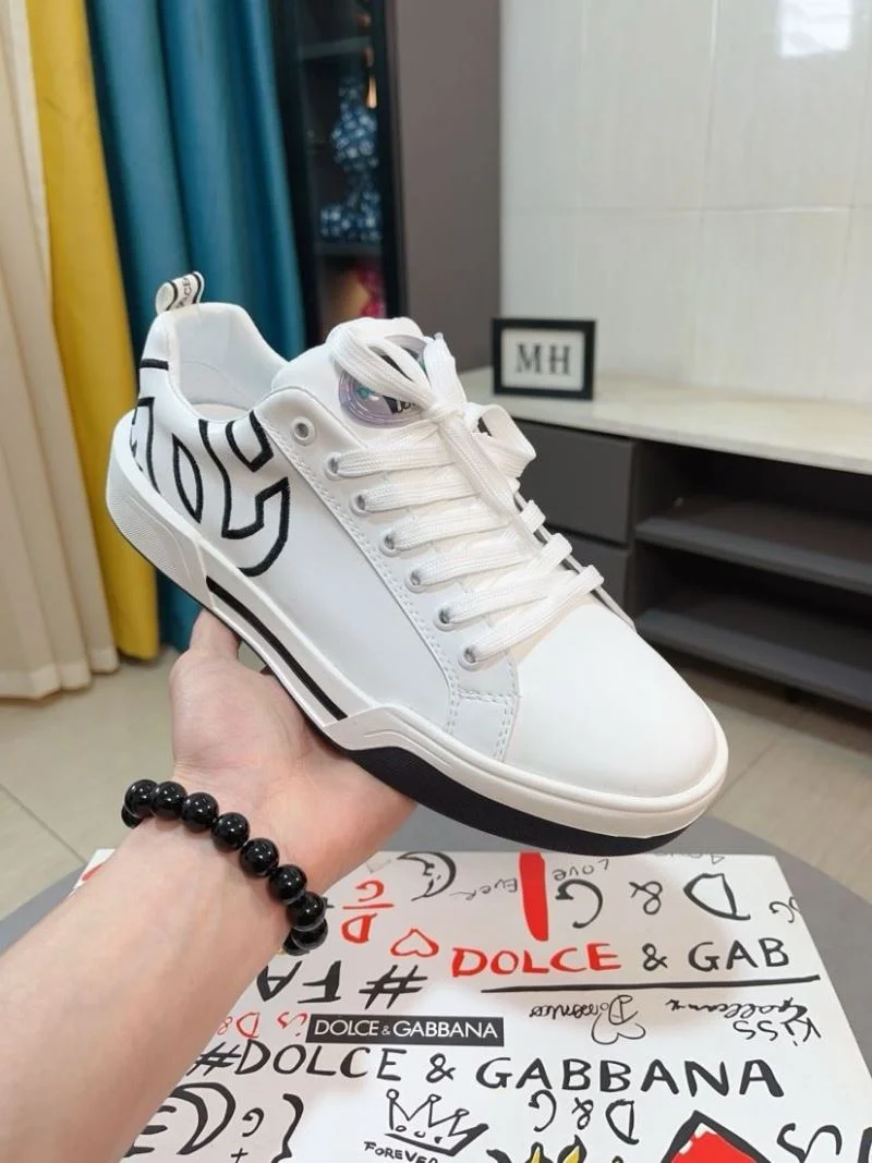 Snug Dolce Gabbana Low Shoes 23088