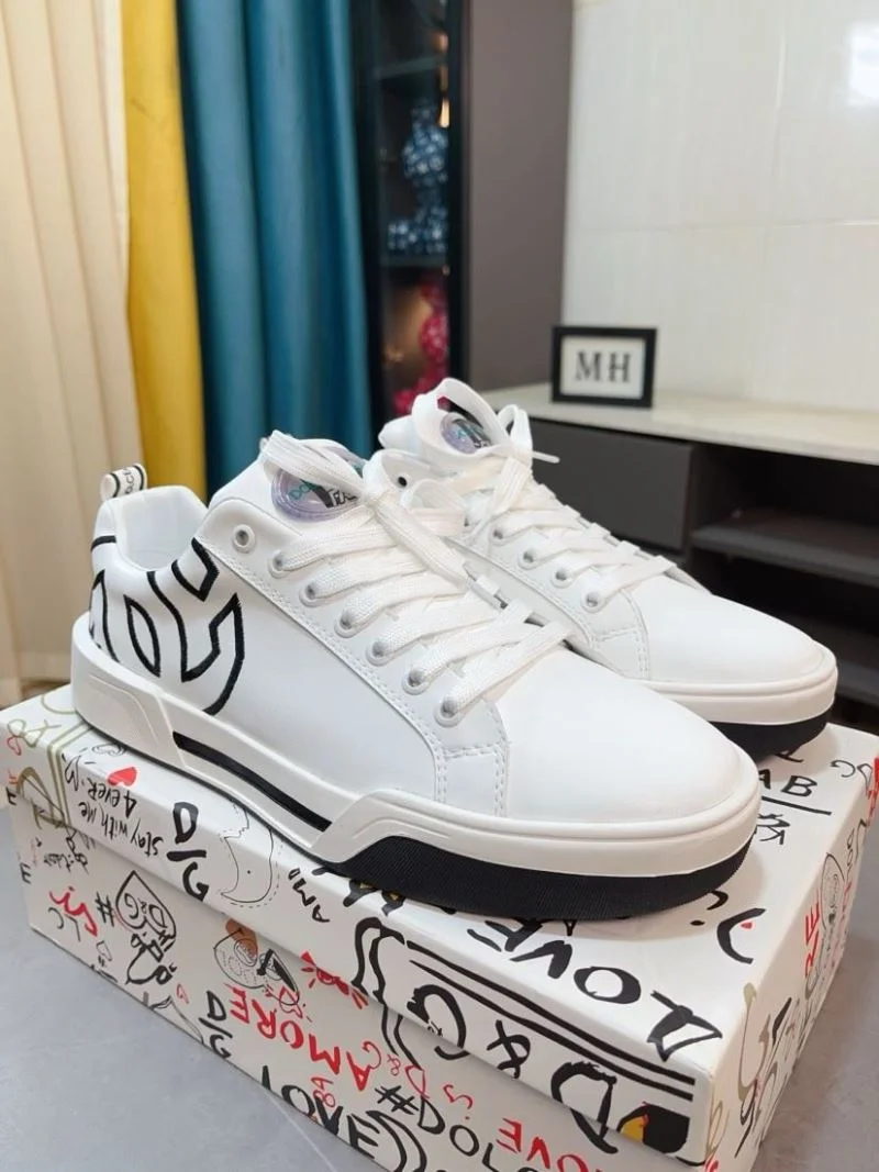 Snug Dolce Gabbana Low Shoes 23088