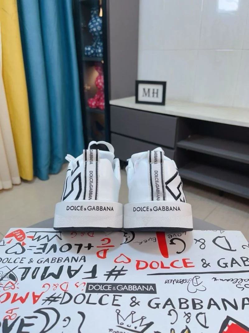 Snug Dolce Gabbana Low Shoes 23088