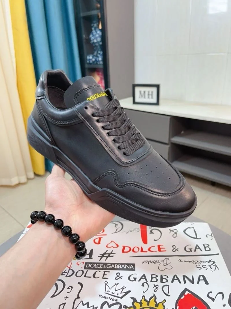 Dolce Gabbana Low Shoes Breathable 23081