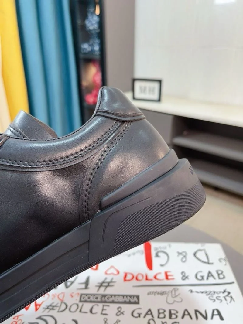Dolce Gabbana Low Shoes Breathable 23081