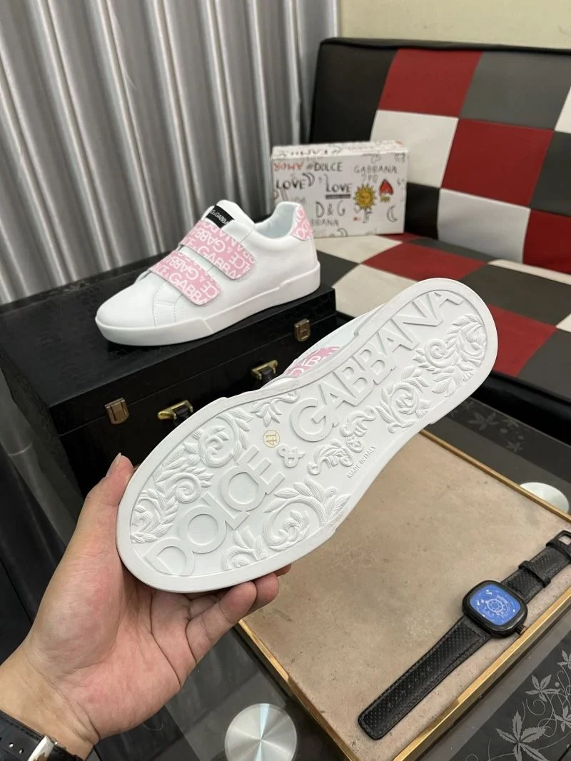 Youthful Dolce Gabbana Low Shoes 23082