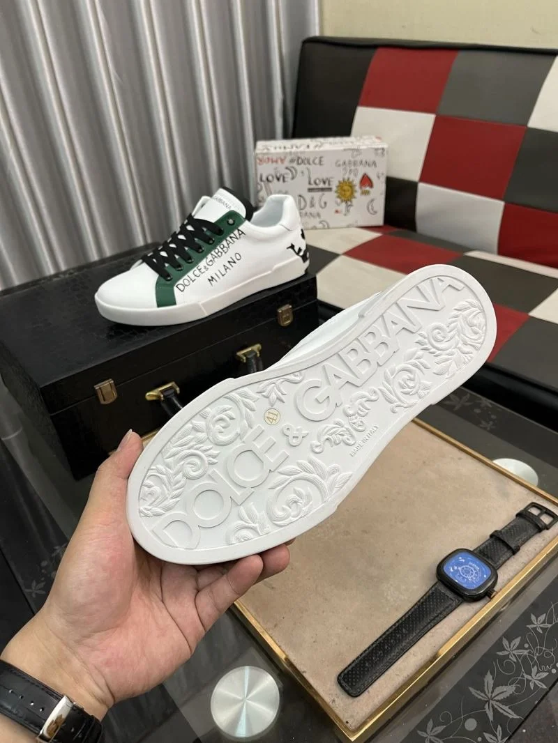 Dolce Gabbana Low Shoes WaterResistant 23085
