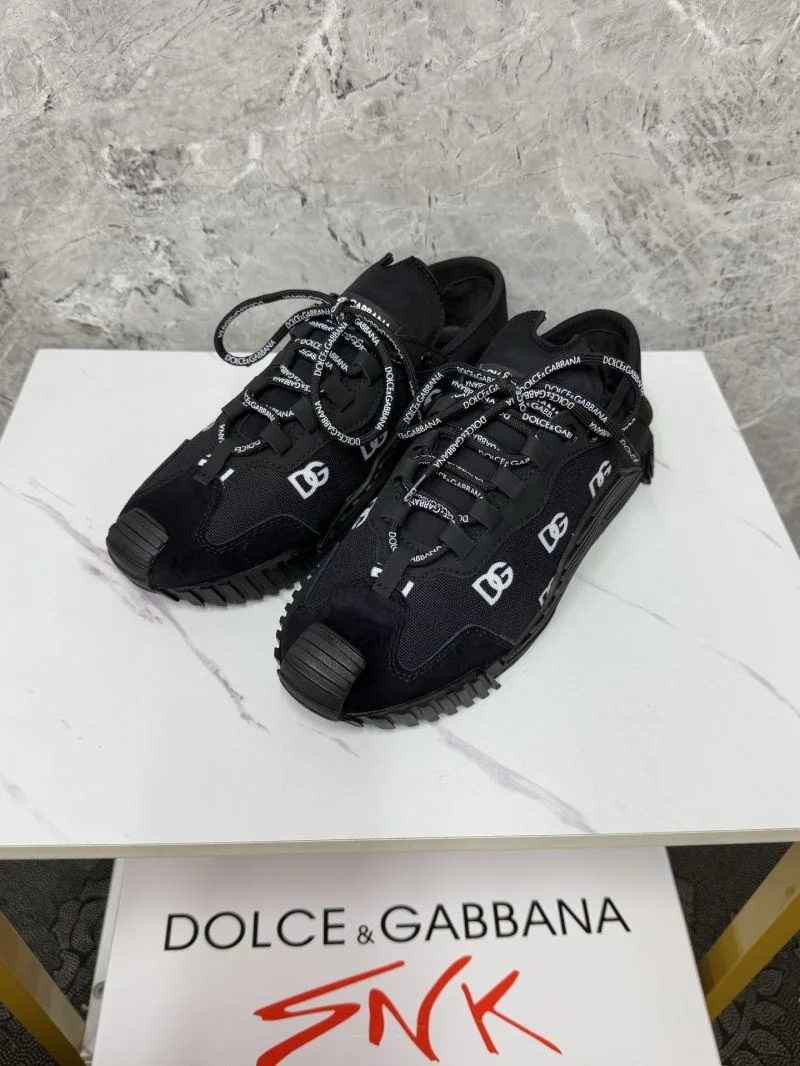 Dolce Gabbana Low Shoes TravelReady 23076